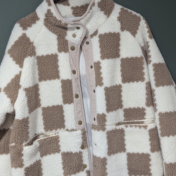 White Polyester Jacket - Picture 2 of 5